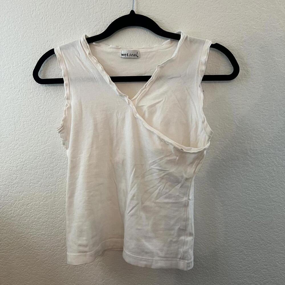 y2k wet seal top with intricate design